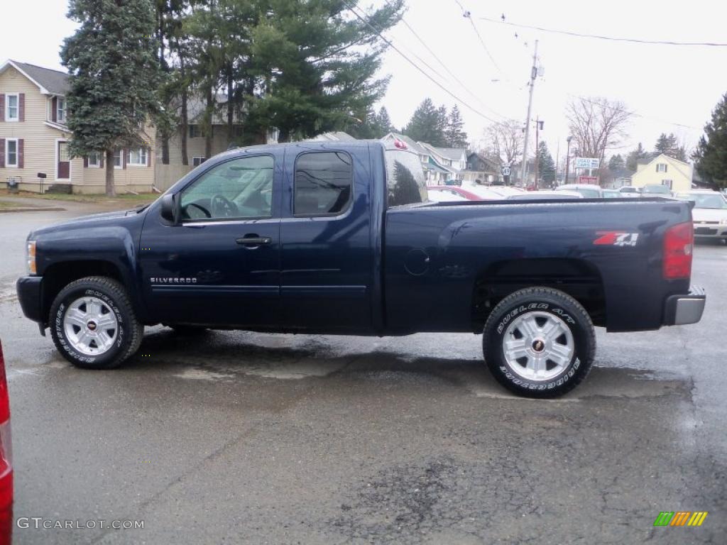 2011 Silverado 1500 LT Extended Cab 4x4 - Imperial Blue Metallic / Ebony photo #8