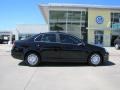 Black - Jetta SE Sedan Photo No. 6
