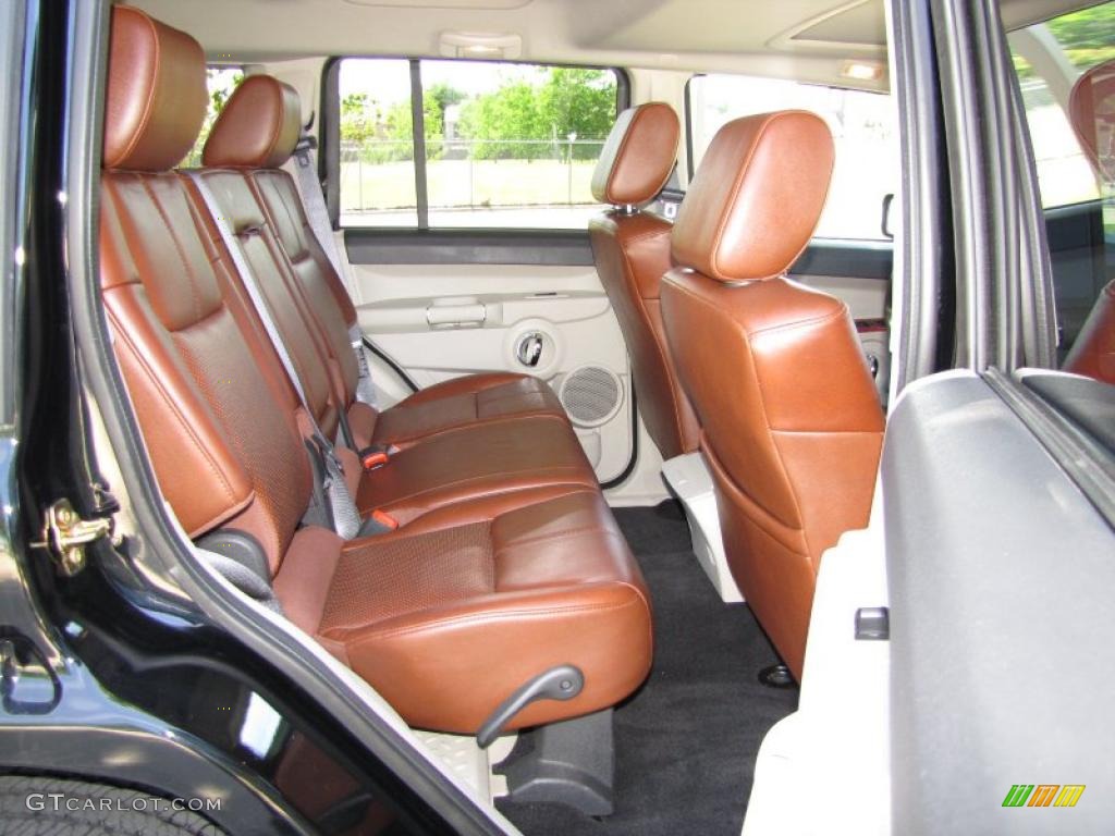 Saddle Brown Interior 2007 Jeep Commander Limited Photo #48012316