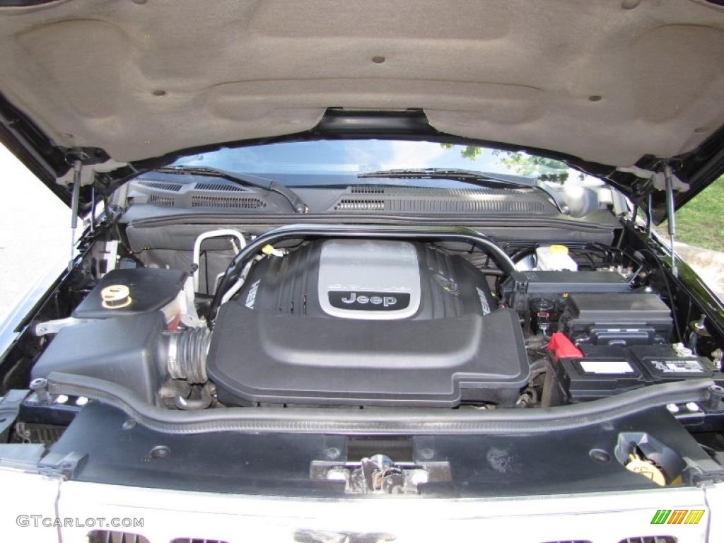 2007 Jeep Commander Limited 5.7 Liter HEMI OHV 16-Valve V8 Engine Photo #48012451