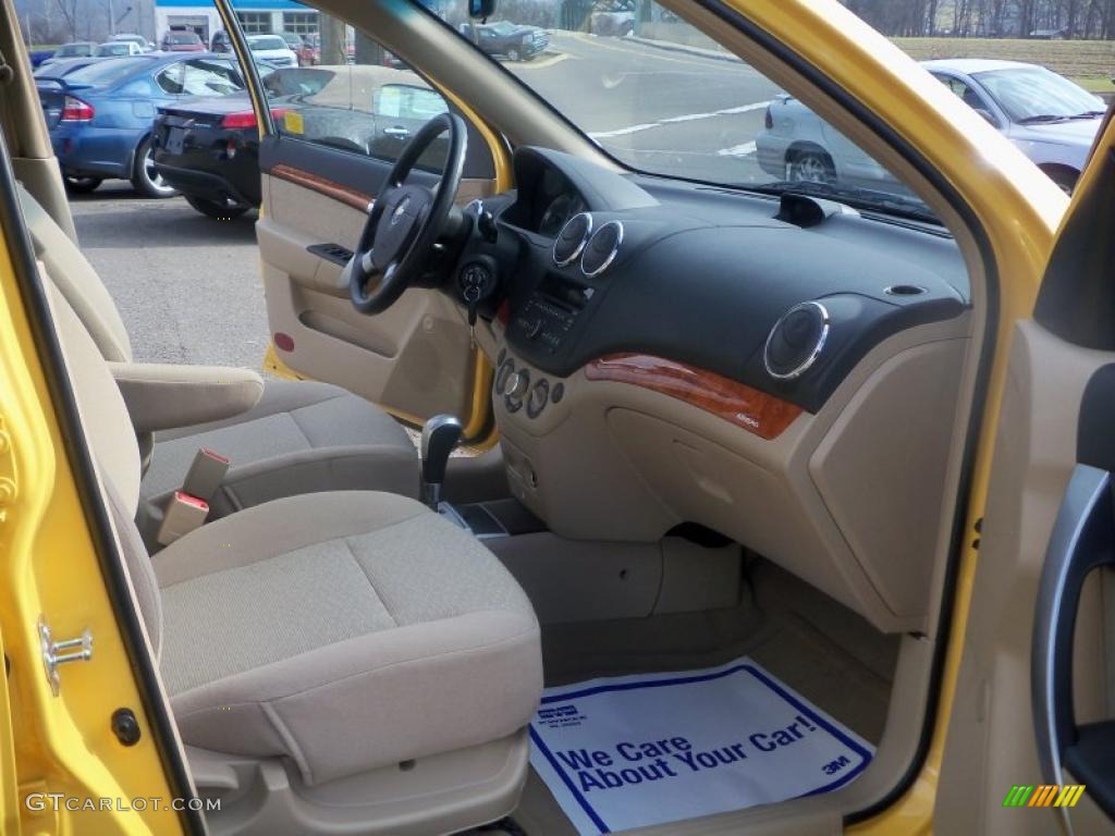 2010 Aveo Aveo5 LT - Summer Yellow / Neutral photo #19