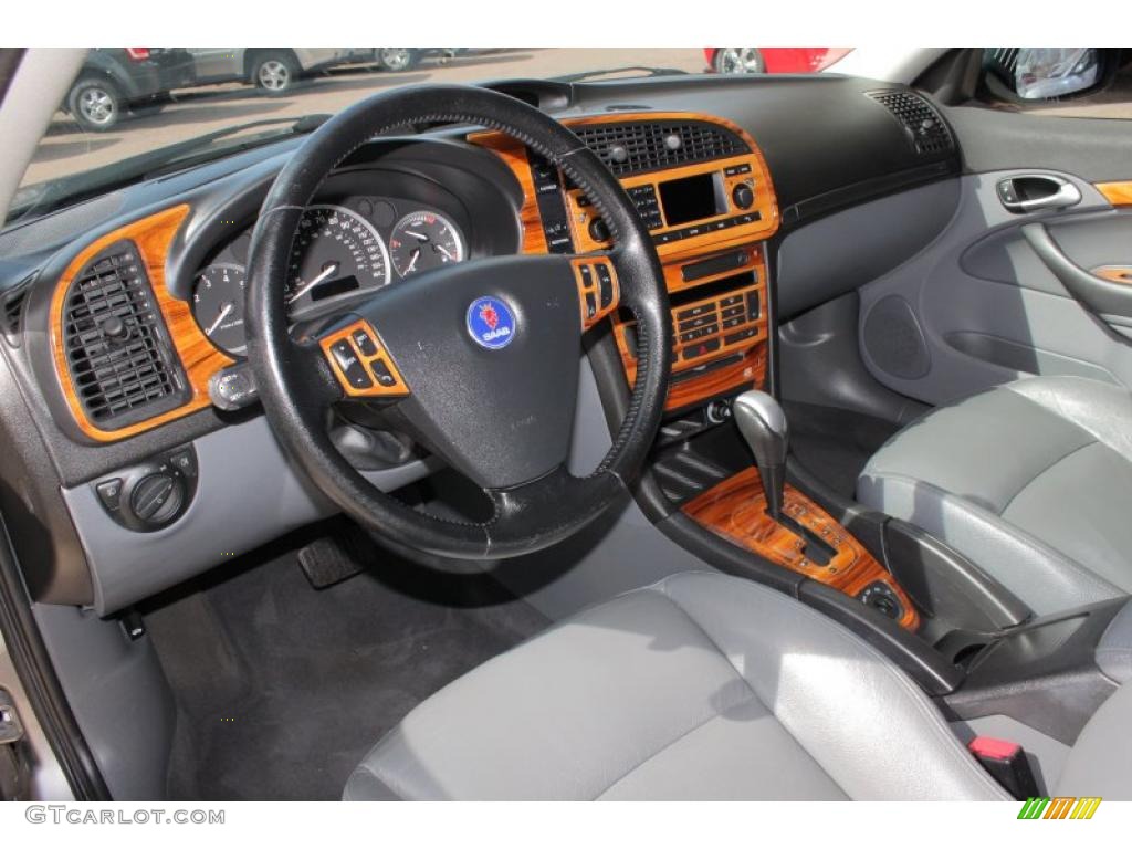2004 Saab 9-3 Arc Sedan interior Photo #48014953