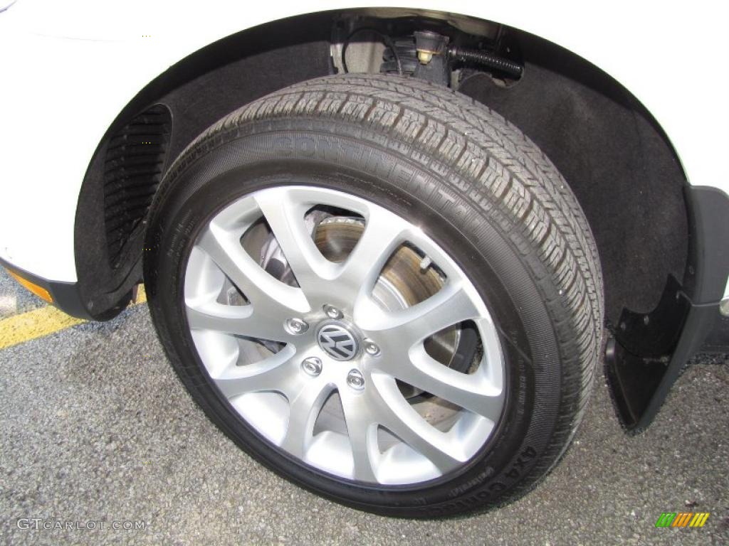 2010 Volkswagen Touareg TDI 4XMotion Wheel Photo #48015492