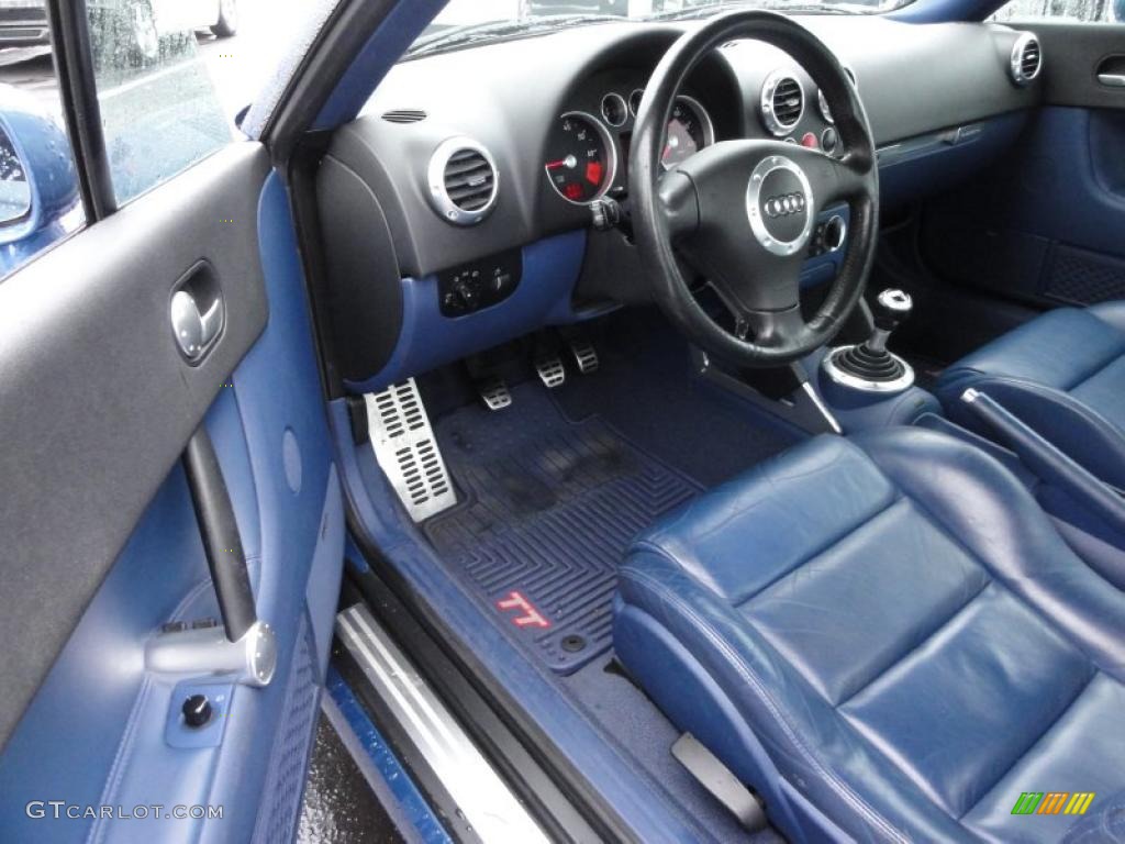 2002 Audi TT 1.8T quattro Coupe interior Photo #48018212 | GTCarLot.com