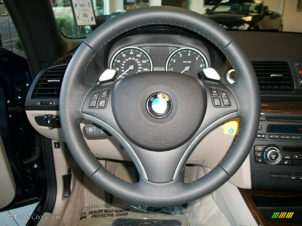 2010 BMW 1 Series 128i Convertible Taupe Steering Wheel Photo #48018725