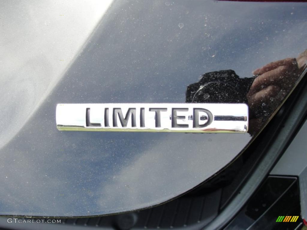 2011 Sonata Limited - Midnight Black / Camel photo #15