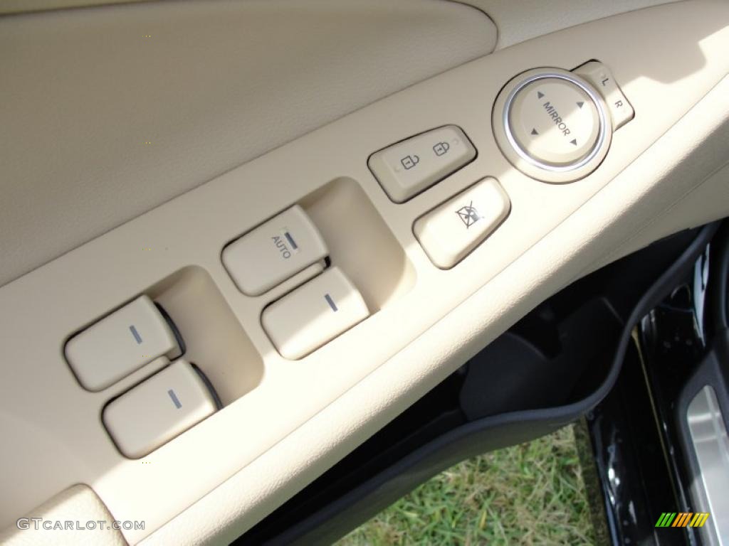 2011 Sonata Limited - Midnight Black / Camel photo #22