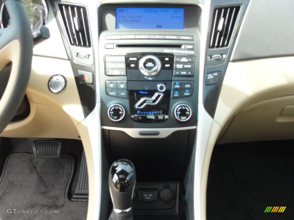 2011 Sonata Limited - Midnight Black / Camel photo #27