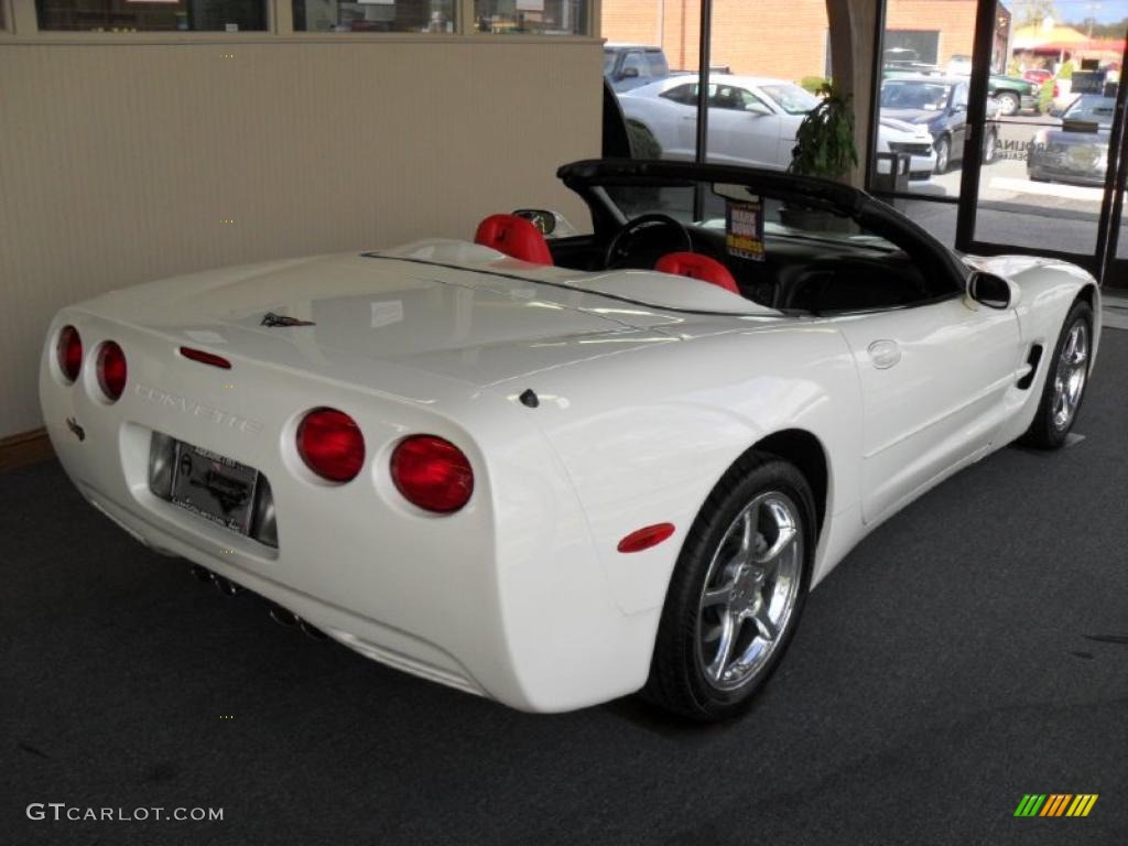2002 Corvette Convertible - Speedway White / Torch Red photo #4