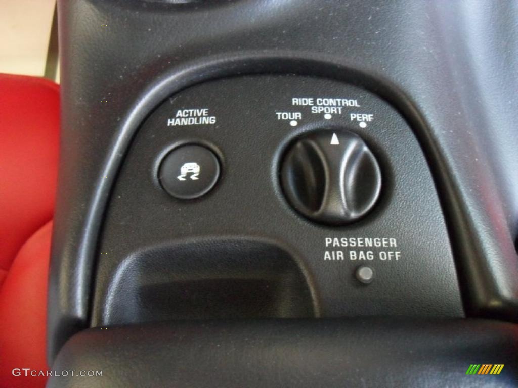 2002 Chevrolet Corvette Convertible Controls Photo #48024084