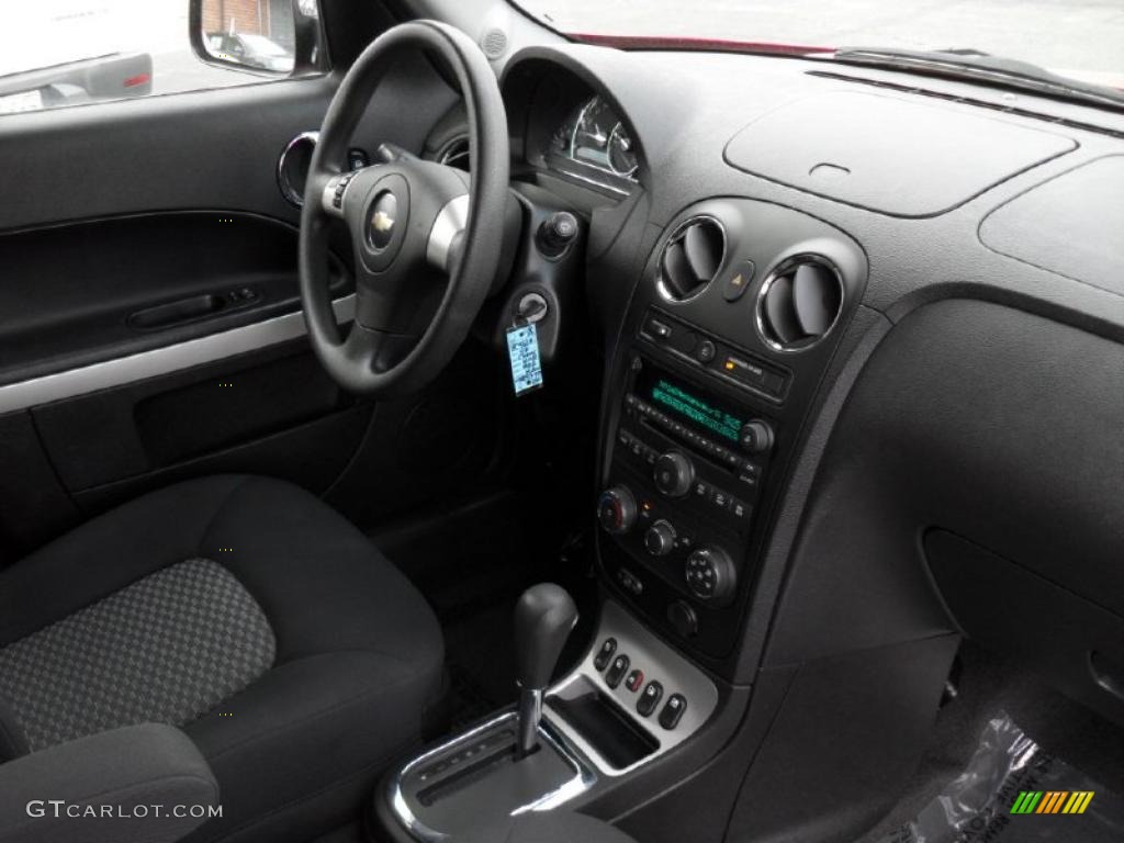 2008 HHR LT - Victory Red / Ebony Black photo #18