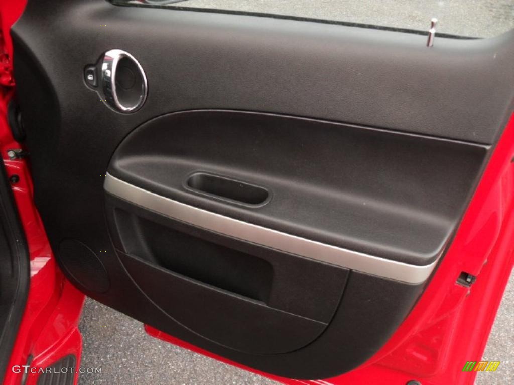 2008 HHR LT - Victory Red / Ebony Black photo #19
