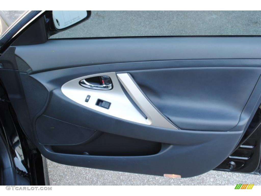 2007 Camry SE V6 - Black / Dark Charcoal photo #19