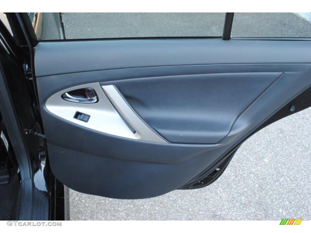 2007 Camry SE V6 - Black / Dark Charcoal photo #22