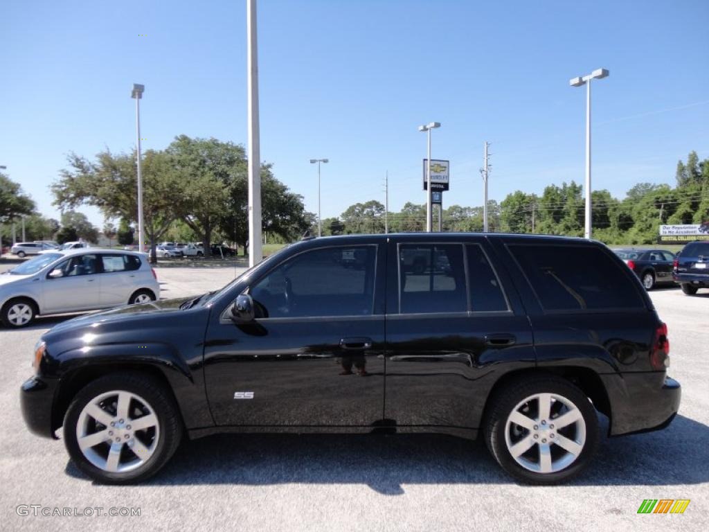 2008 TrailBlazer SS - Black / Ebony photo #2