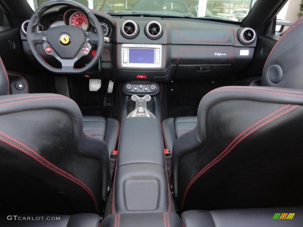 2010 Ferrari California Standard California Model Nero Dashboard Photo #48030431