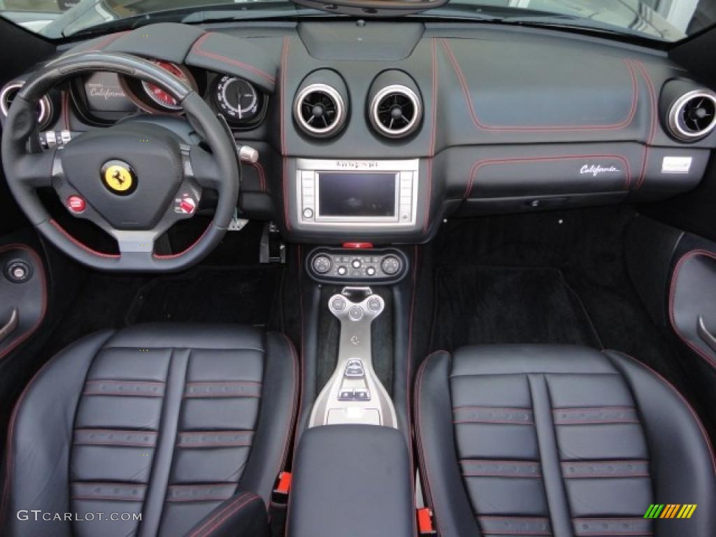 2010 Ferrari California Standard California Model Nero Dashboard Photo #48030449