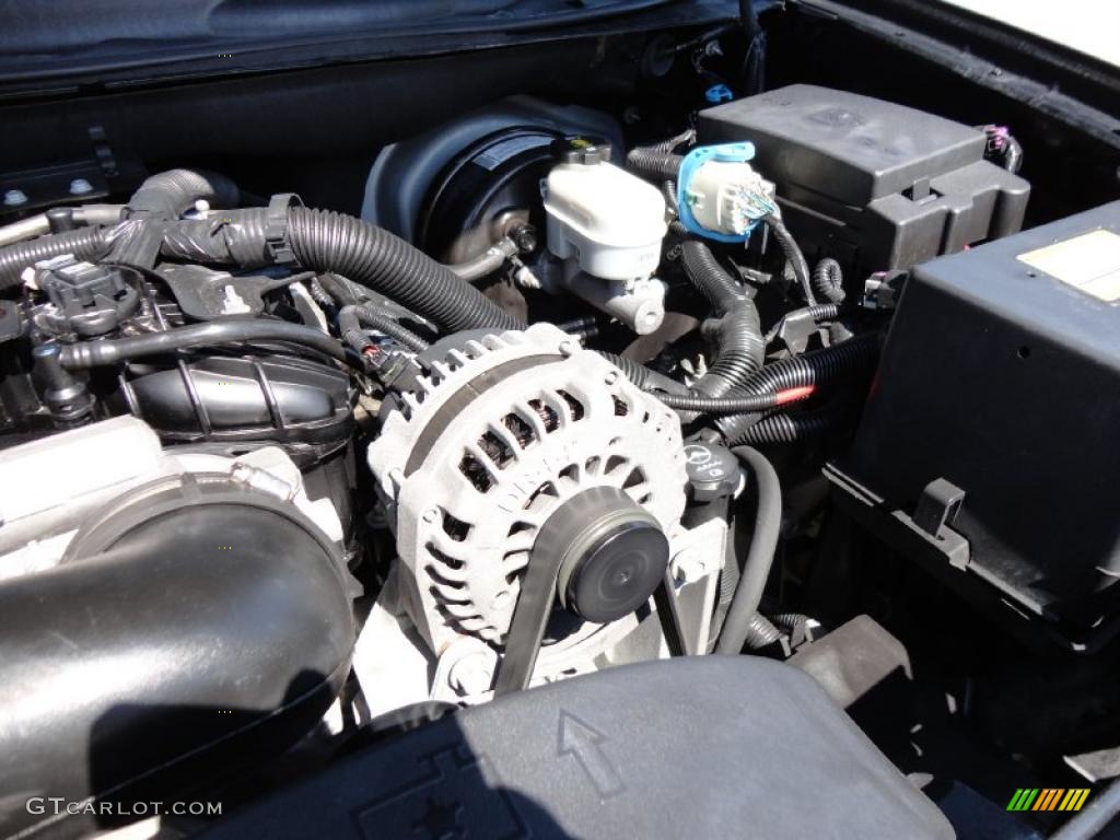 2008 Chevrolet TrailBlazer SS 6.0 Liter OHV 16-Valve LS2 V8 Engine Photo #48030488