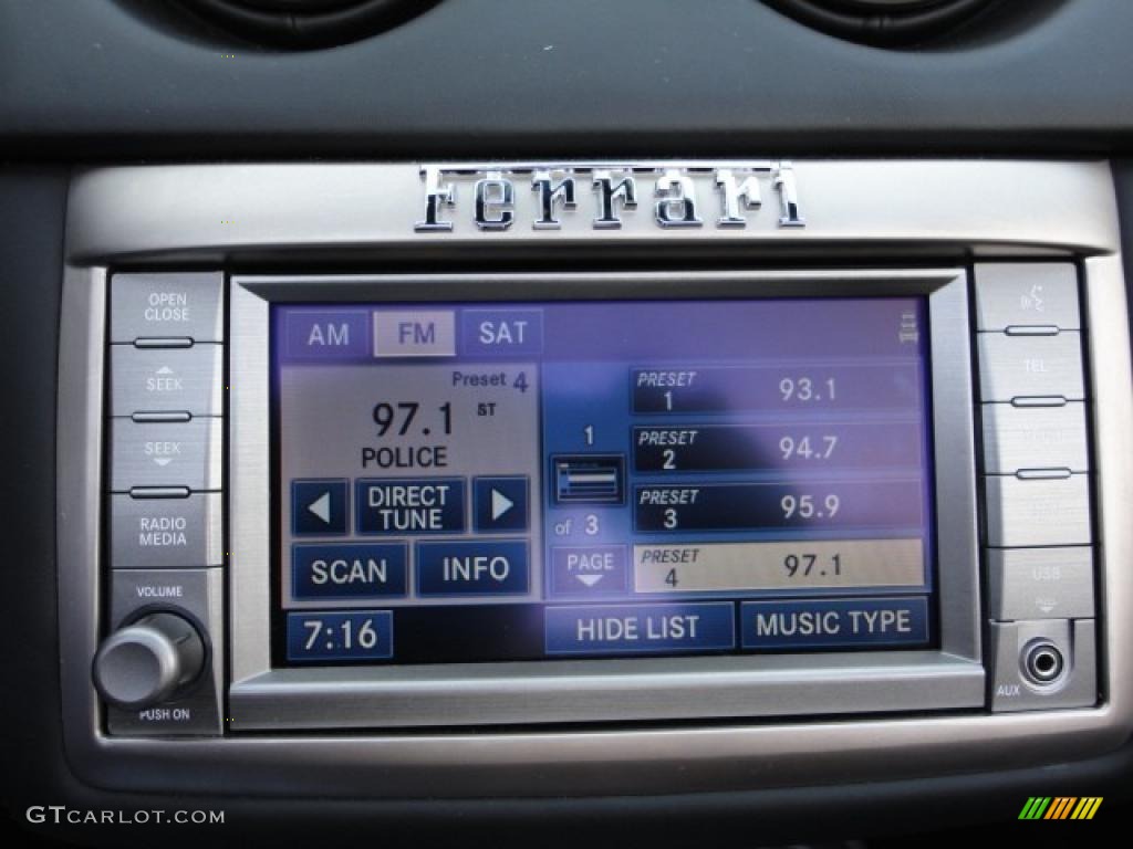 2010 Ferrari California Standard California Model Controls Photo #48030560