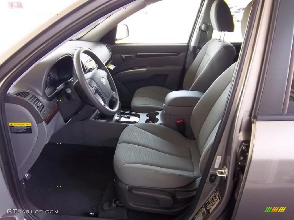 Gray Interior 2011 Hyundai Santa Fe GLS Photo #48030683