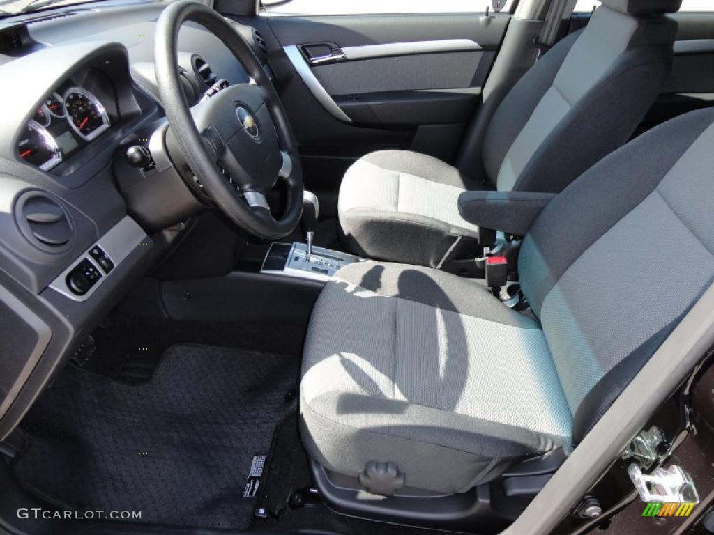 Charcoal Interior 2011 Chevrolet Aveo Aveo5 LT Photo #48030716