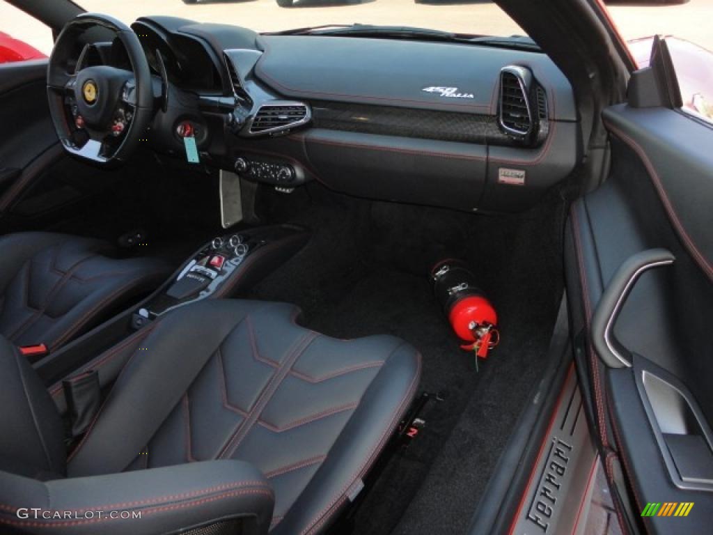 Black Interior 2010 Ferrari 458 Italia Photo #48030992