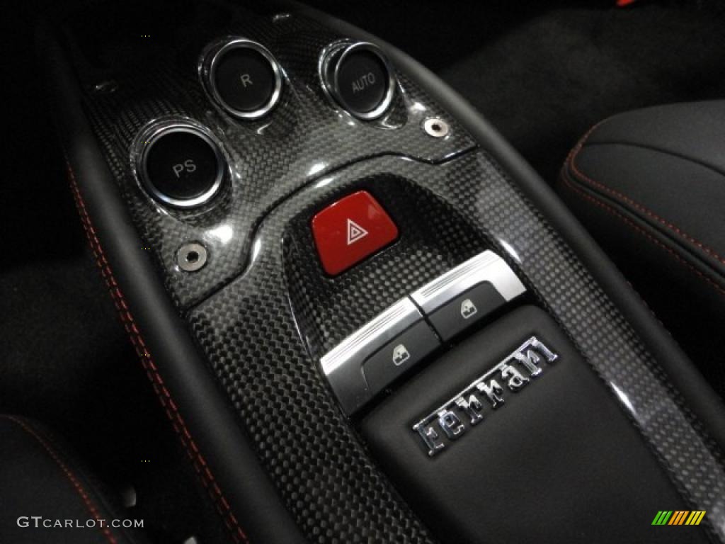 2010 Ferrari 458 Italia Controls Photo #48031178