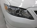 Super White - Camry SE Photo No. 10