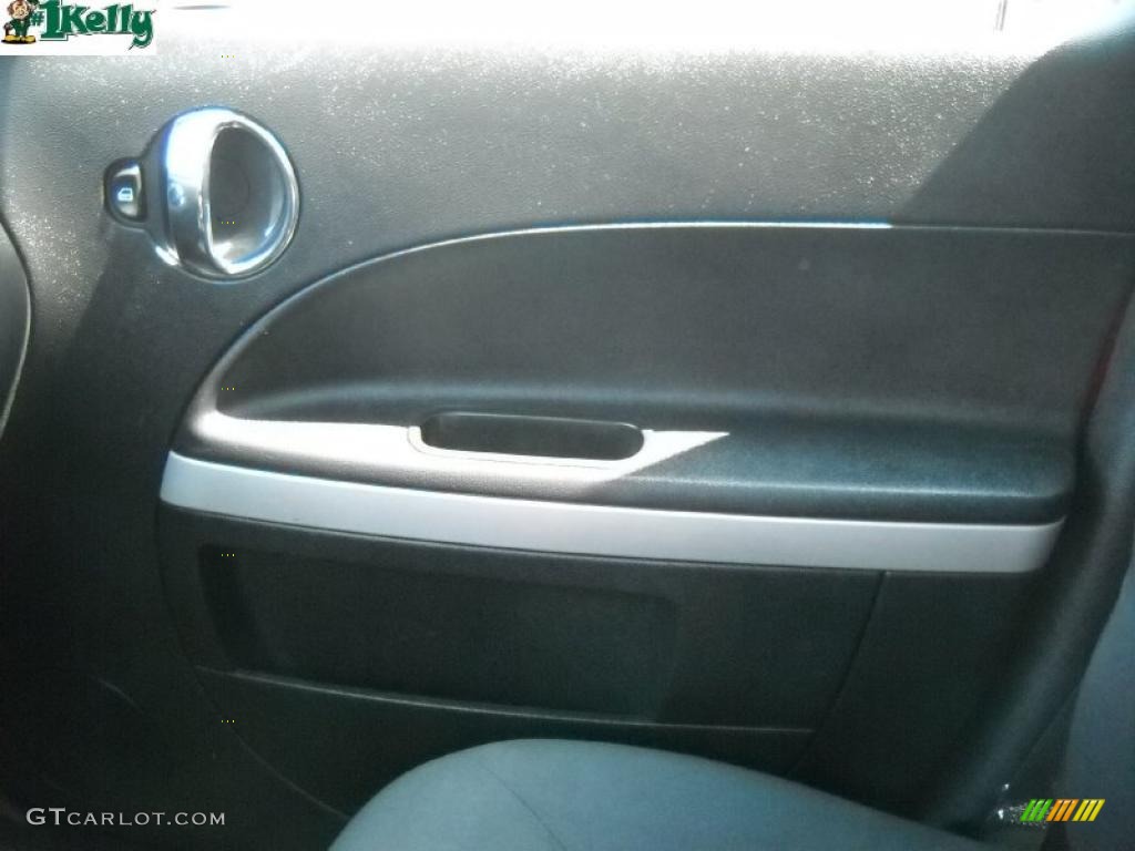 2008 HHR LT - Cardinal Red Metallic / Ebony Black photo #16