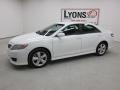 Super White - Camry SE Photo No. 30