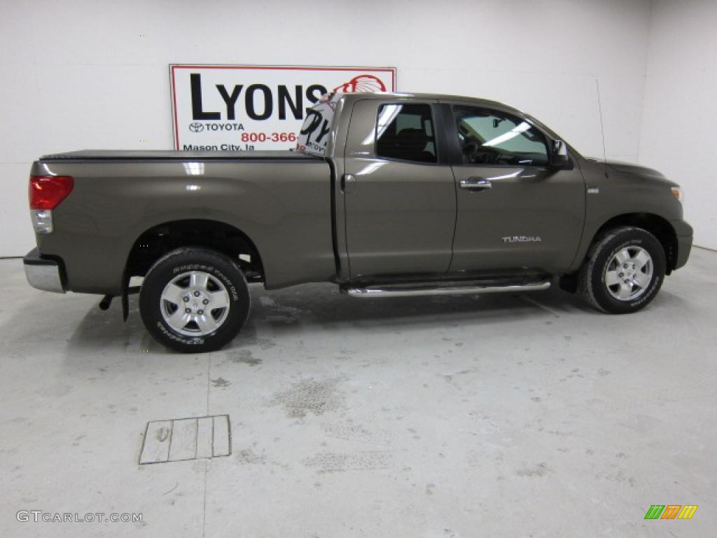 2007 Tundra Limited Double Cab 4x4 - Pyrite Mica / Beige photo #20