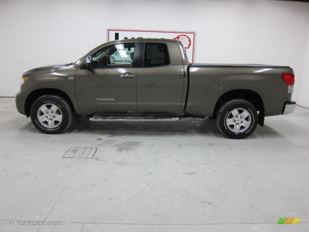2007 Tundra Limited Double Cab 4x4 - Pyrite Mica / Beige photo #32