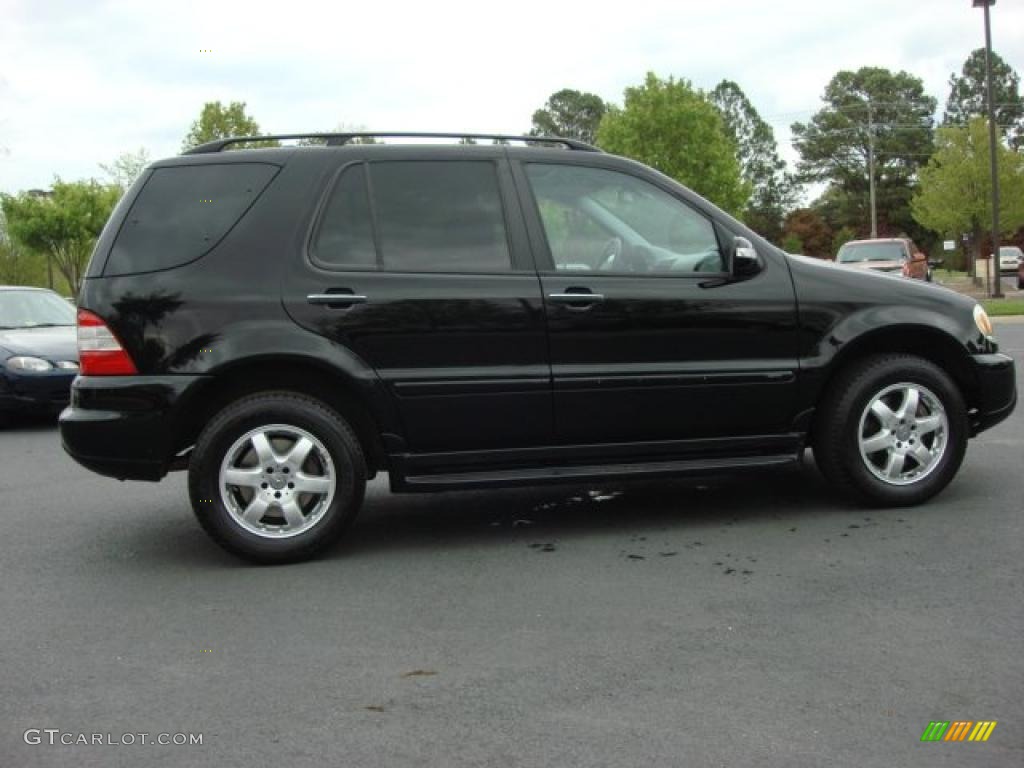 2003 ML 500 4Matic - Black / Charcoal photo #6