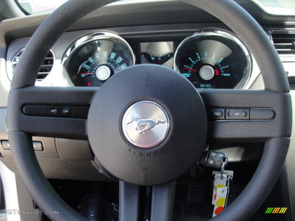 2011 Mustang V6 Coupe - Ingot Silver Metallic / Charcoal Black photo #31