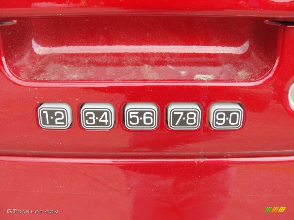 2011 F150 Lariat SuperCrew - Red Candy Metallic / Black photo #17