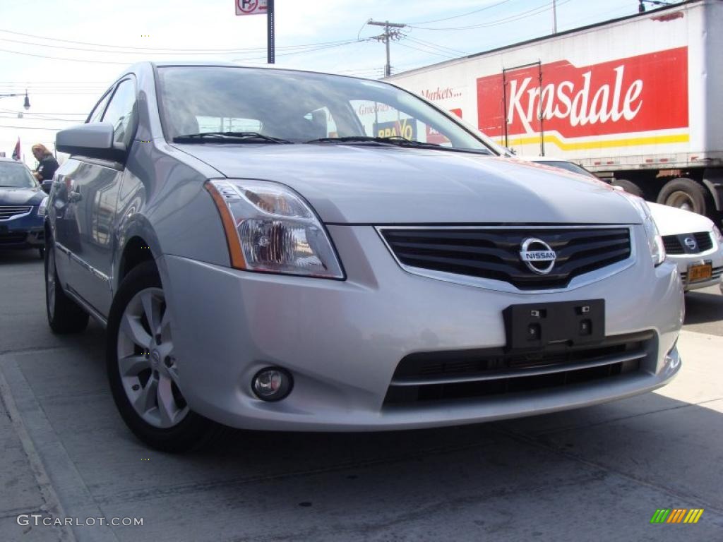 2010 Sentra 2.0 SL - Brilliant Silver Metallic / Charcoal photo #1