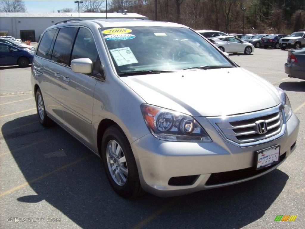 Silver Pearl Metallic Honda Odyssey