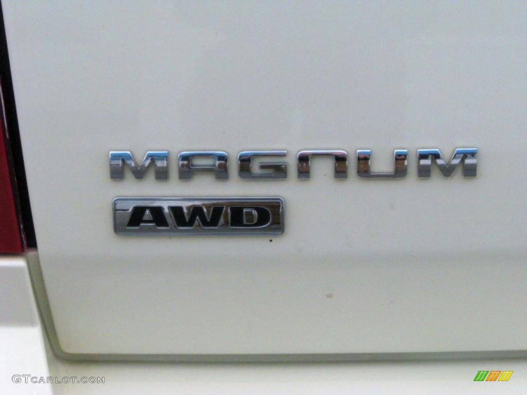 2005 Dodge Magnum SXT AWD Marks and Logos Photo #48043785