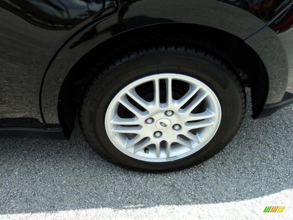 2010 Focus SE Sedan - Ebony Black / Charcoal Black photo #10