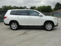 2011 Blizzard White Pearl Toyota Highlander   photo #2