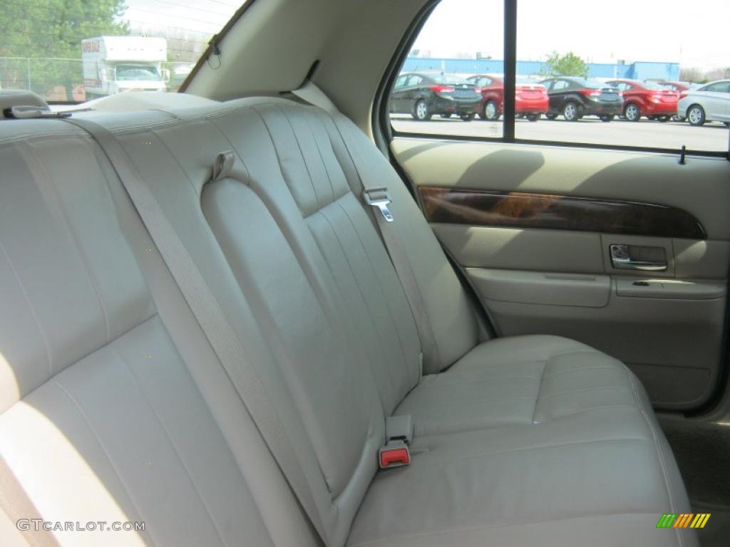 2006 Grand Marquis LS - Light Tundra Metallic / Light Camel photo #8