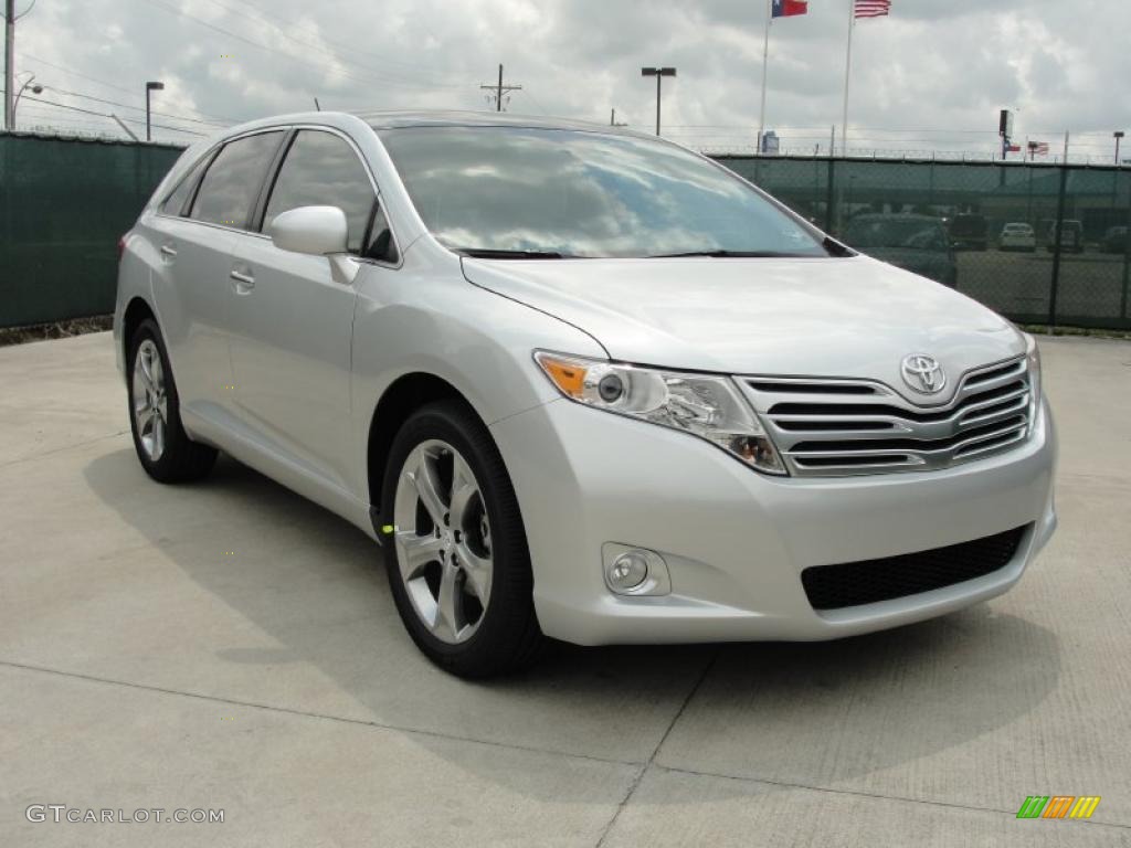 Classic Silver Metallic Toyota Venza