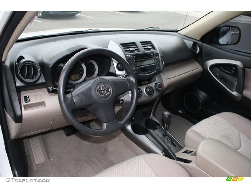 Ash Gray Interior 2007 Toyota RAV4 4WD Photo #48048386