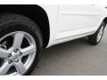 Super White - RAV4 4WD Photo No. 27