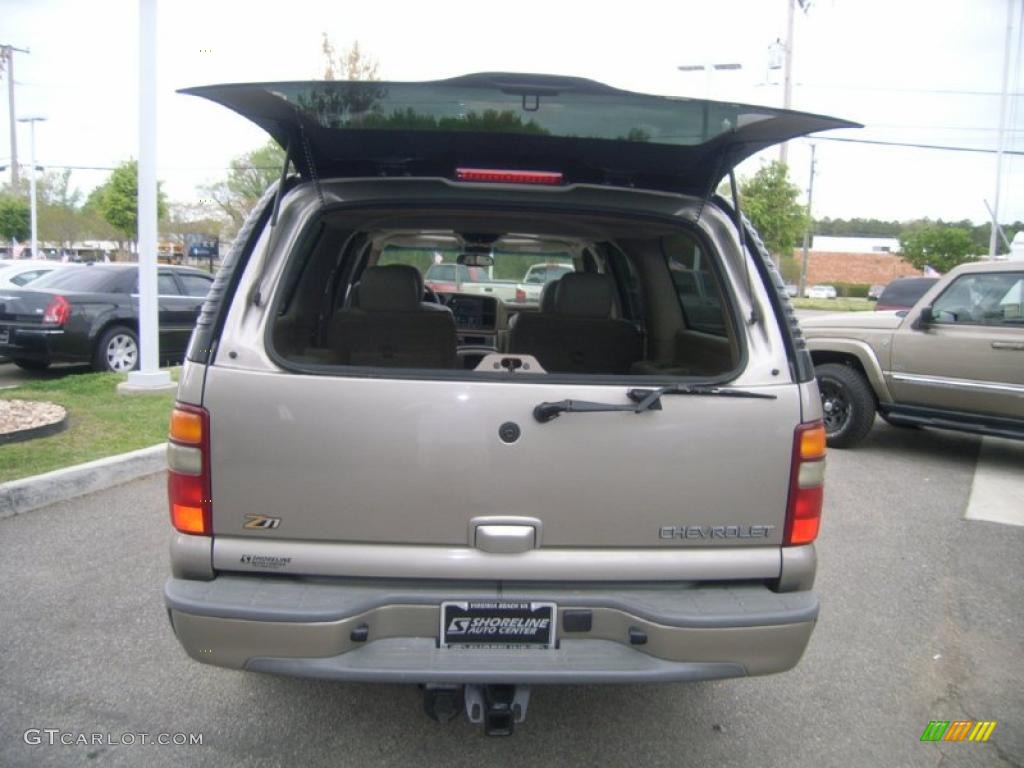 2003 Suburban 1500 Z71 4x4 - Light Pewter Metallic / Gray/Dark Charcoal photo #10