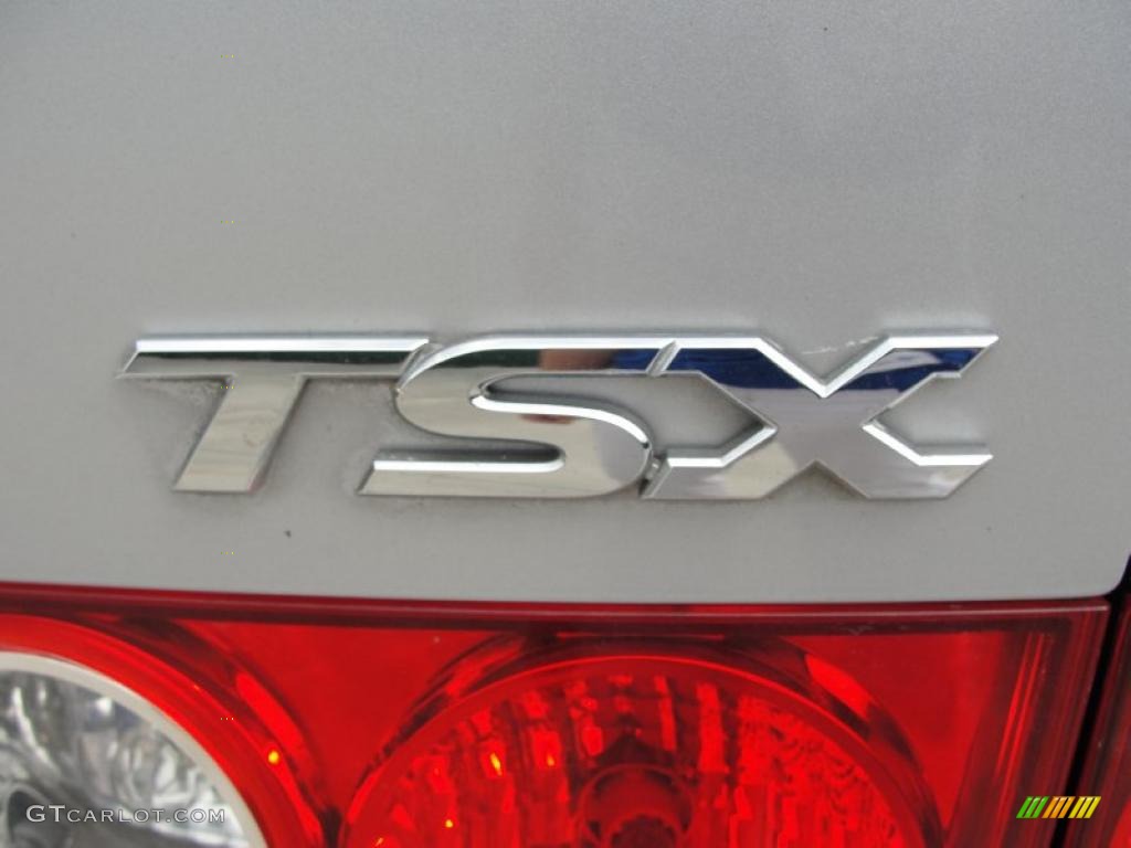 2004 Acura TSX Sedan Marks and Logos Photo #48049925
