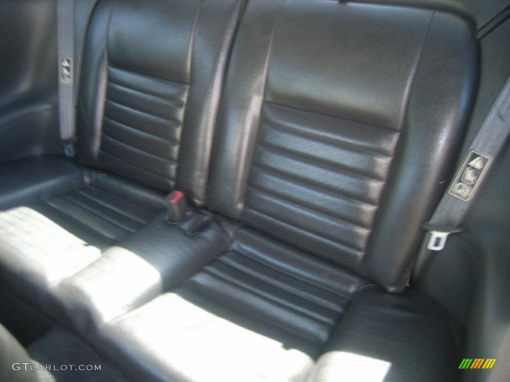 Dark Charcoal Interior 2000 Ford Mustang GT Coupe Photo #48052142