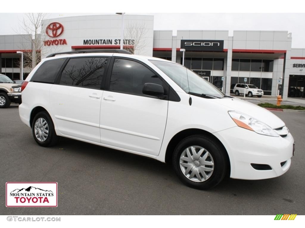 Super White Toyota Sienna