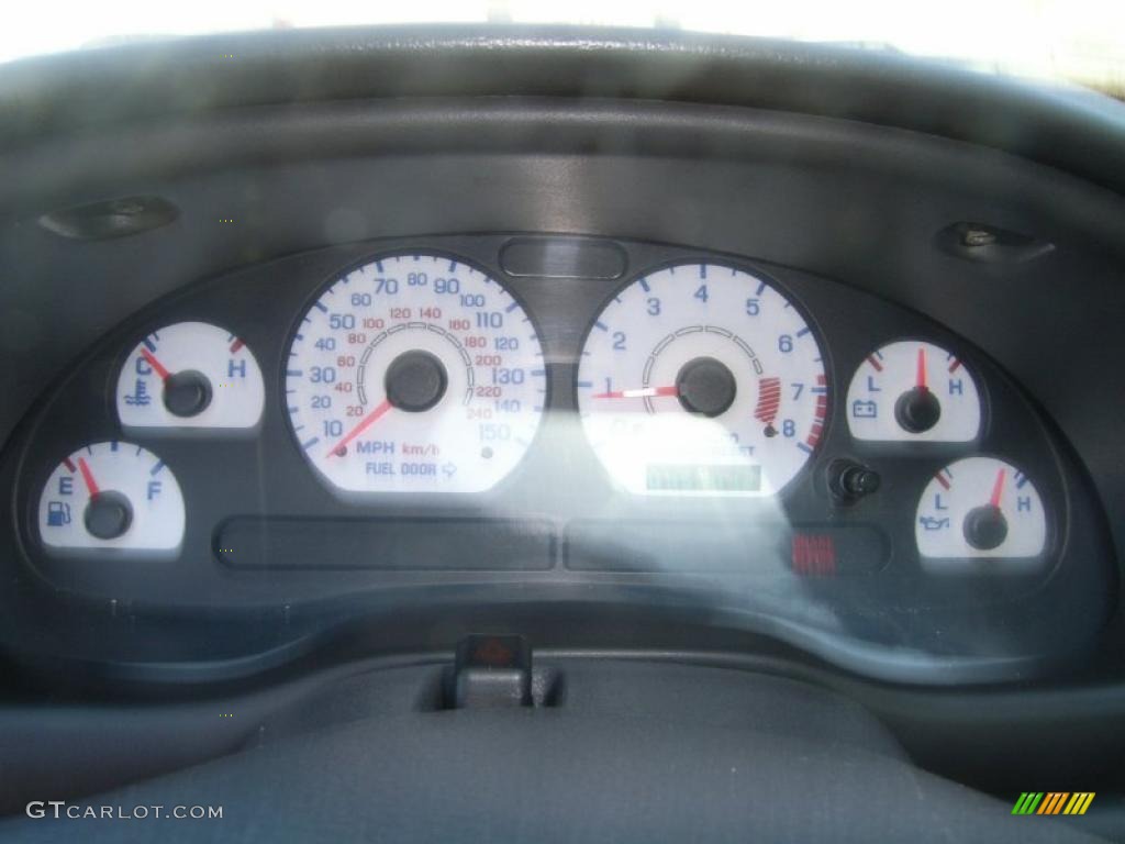 2000 Ford Mustang GT Coupe Gauges Photo #48052259