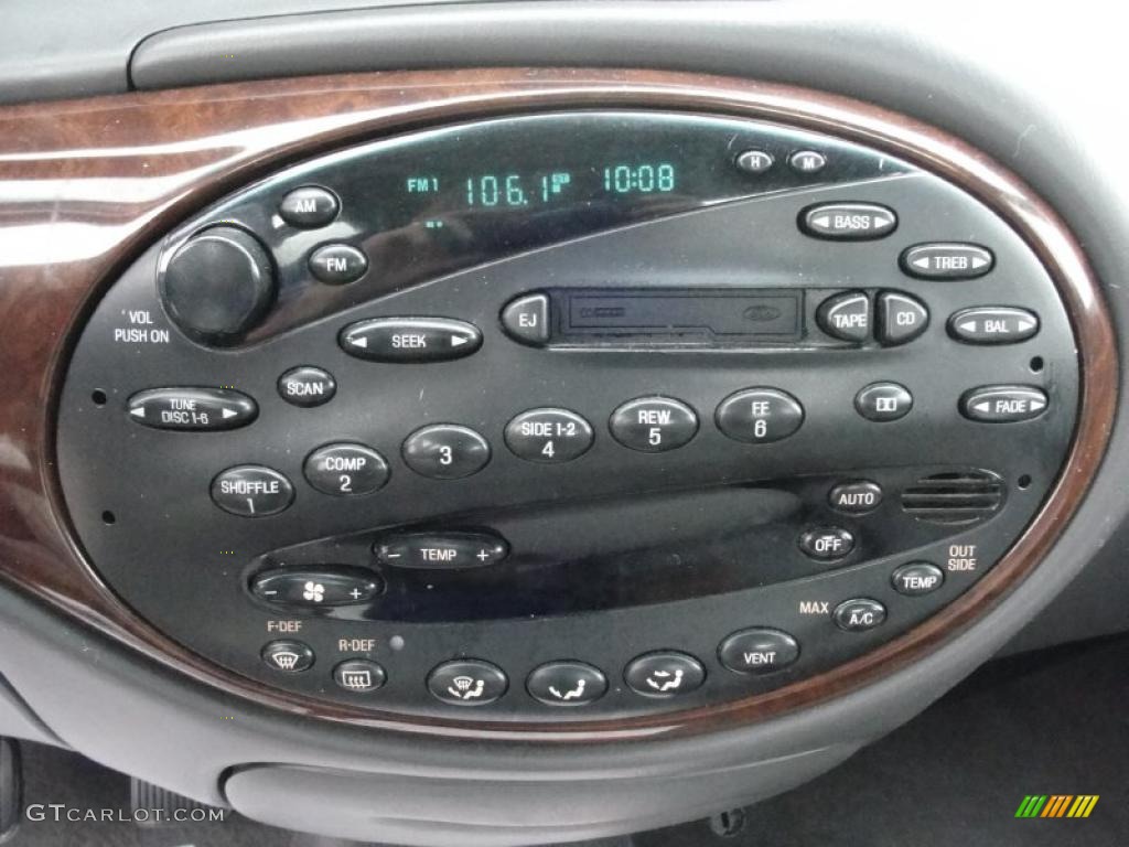 1999 Mercury Sable LS Sedan Controls Photo #48053777